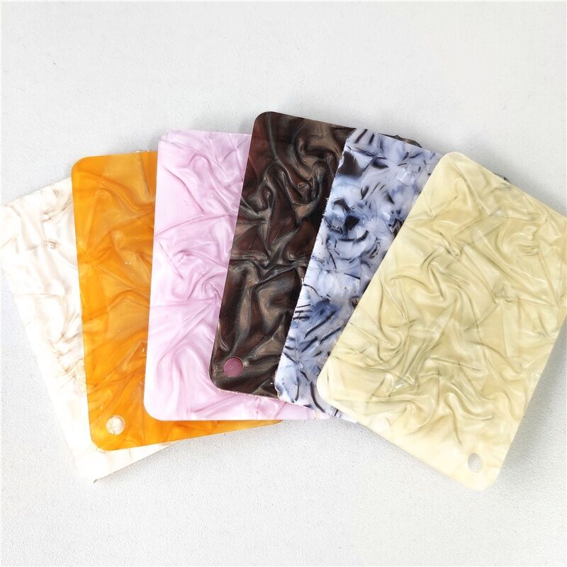 ディスプレイ用キャストアクリルシートの利点は何ですか